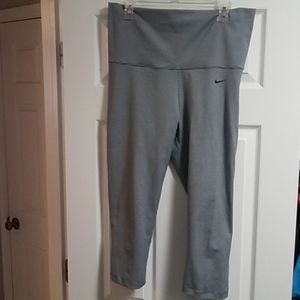 High Waisted Running Capris